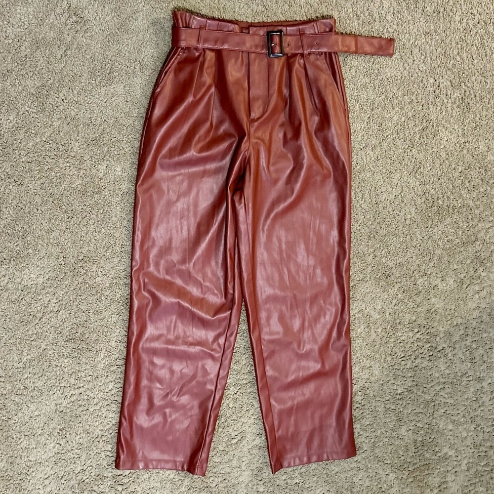 Who What Wear Women's HighRise Brown Faux Leather PaperBag Pants Size 4 Like New - Picture 2 of 6